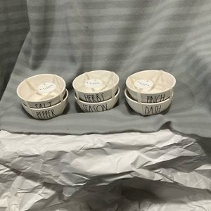 Rae Dunn Spice Bowls(Herbs, Season, Salt, Pepper, Pinch, Dash)